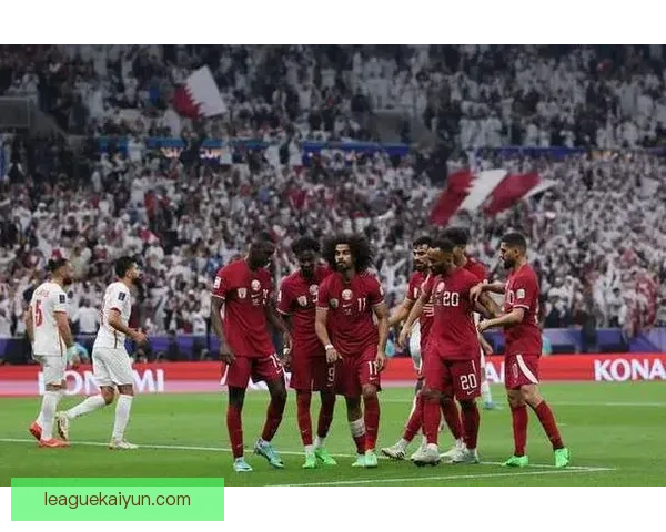 热刺与曼城激战高潮迭起,英超赛场表现亮眼值得关注 热刺与曼城激战高潮迭起,英超赛场表现亮眼值得关注